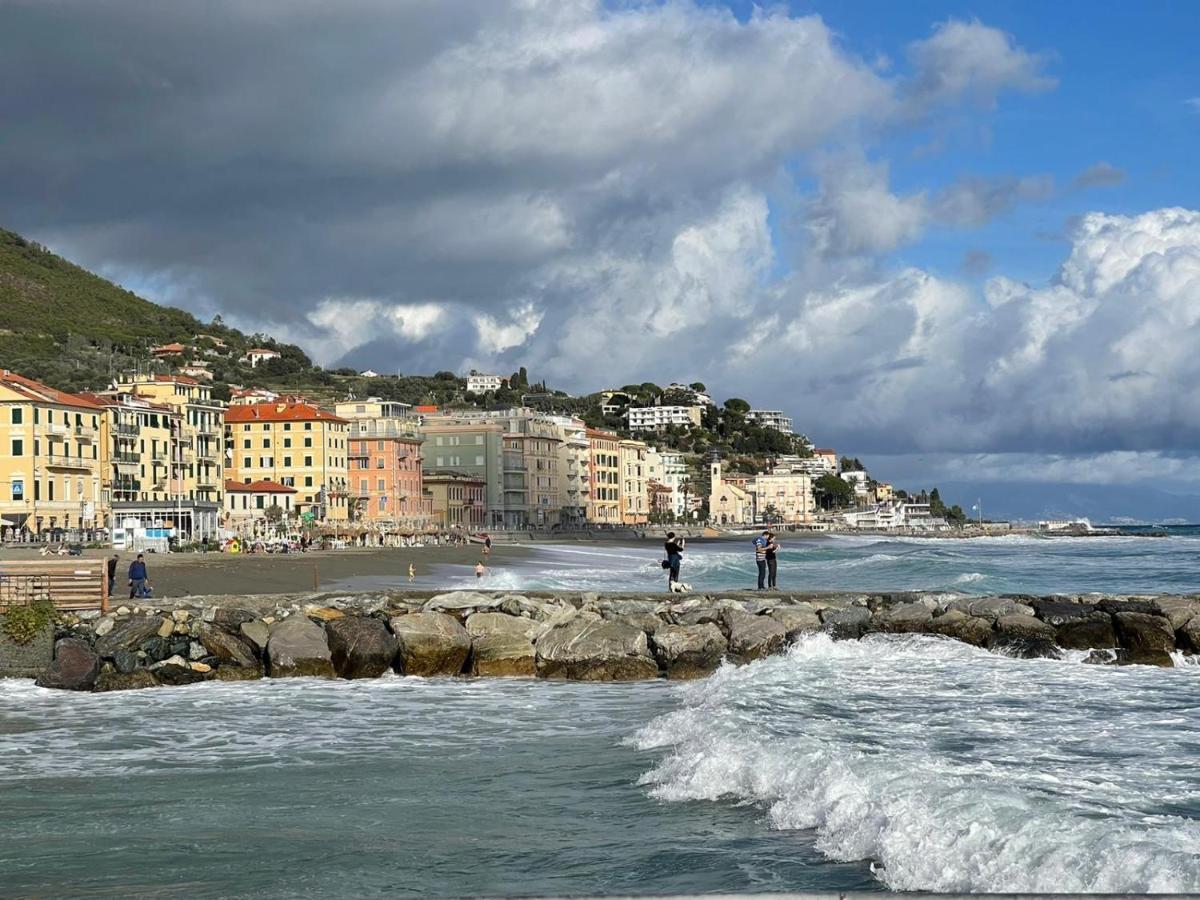 Casa A-Mare Apartment Varazze Bagian luar foto