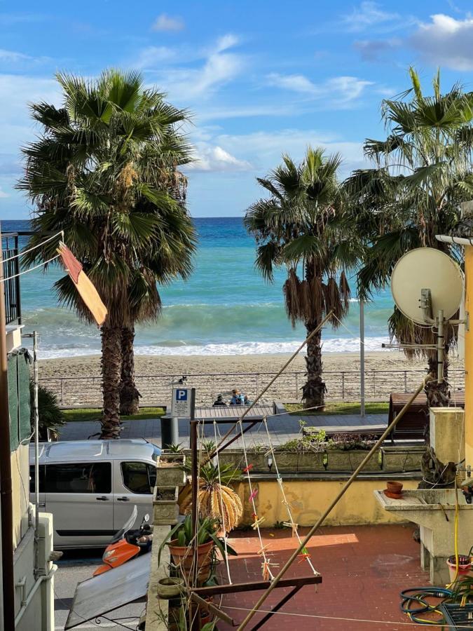 Casa A-Mare Apartment Varazze Bagian luar foto